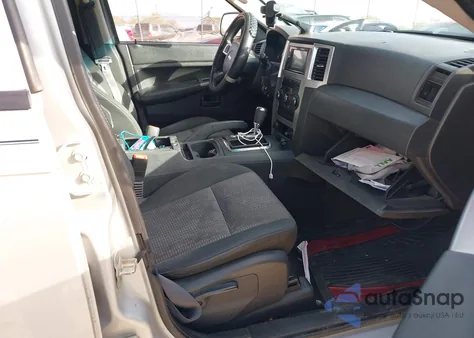 2008 Jeep Grand Cherokee Laredo z USA, uszkodzony, nr VIN 1J8GR48K98C239034